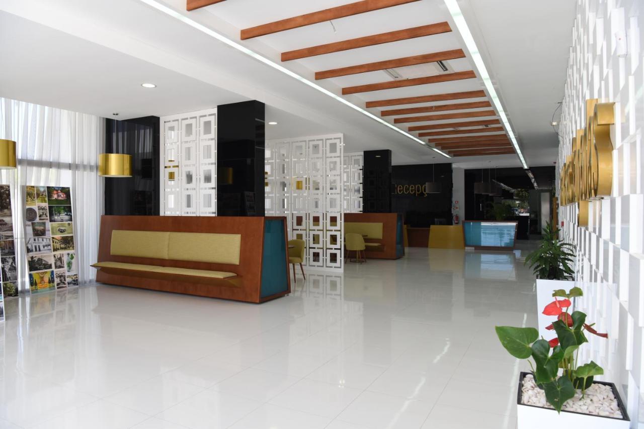 Hotel เปดราส ซัลกาดาส ภายนอก รูปภาพ