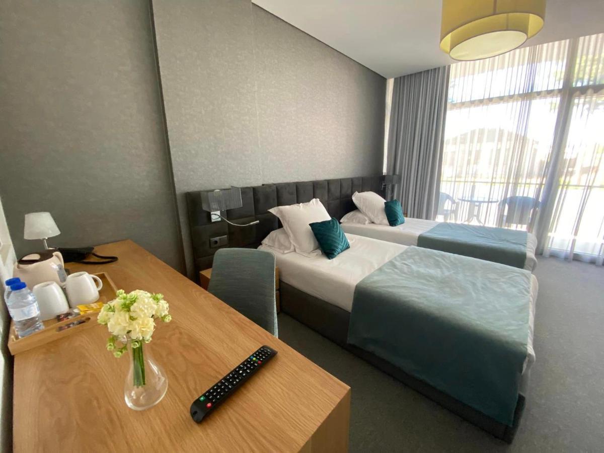 Hotel เปดราส ซัลกาดาส ภายนอก รูปภาพ