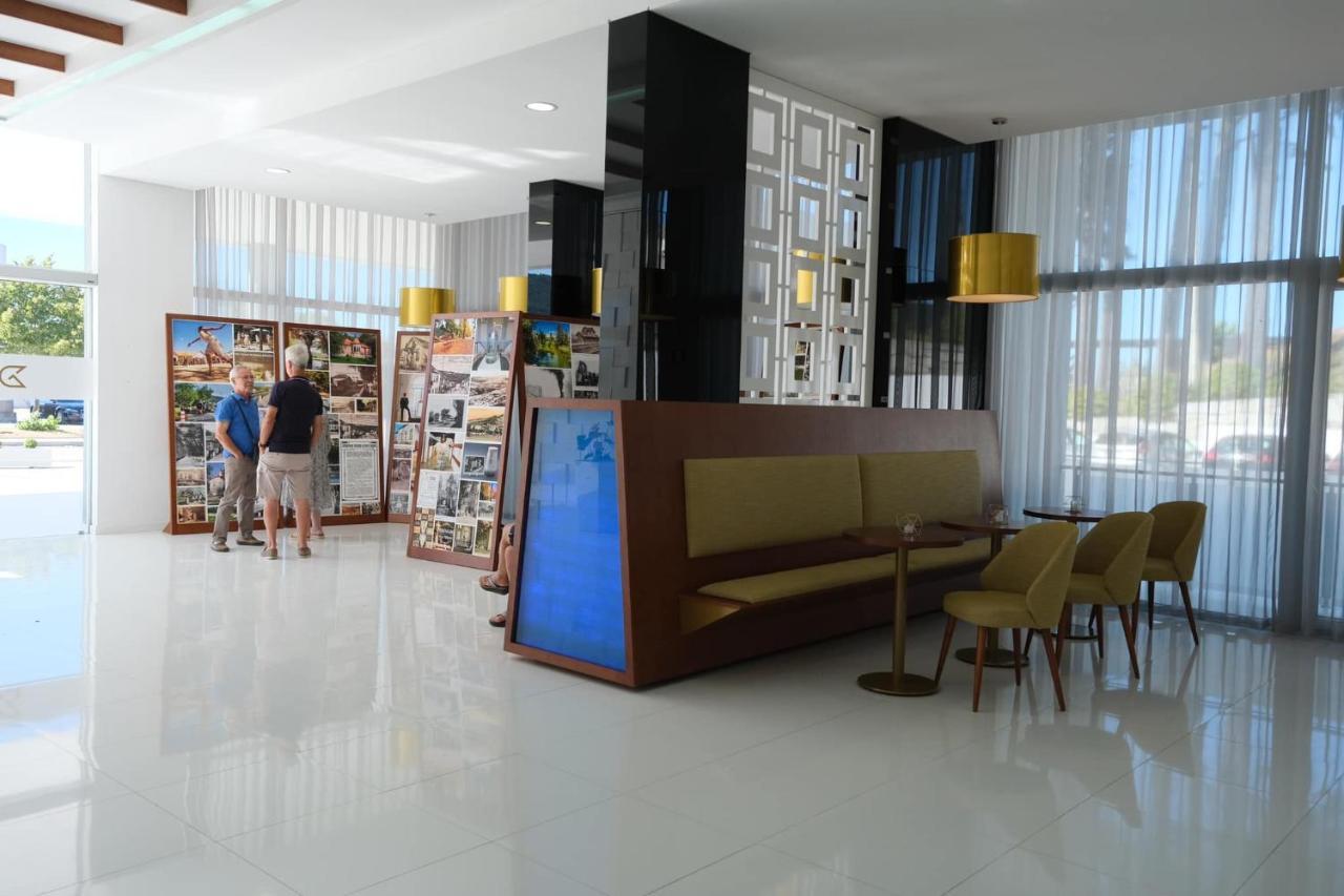 Hotel เปดราส ซัลกาดาส ภายนอก รูปภาพ